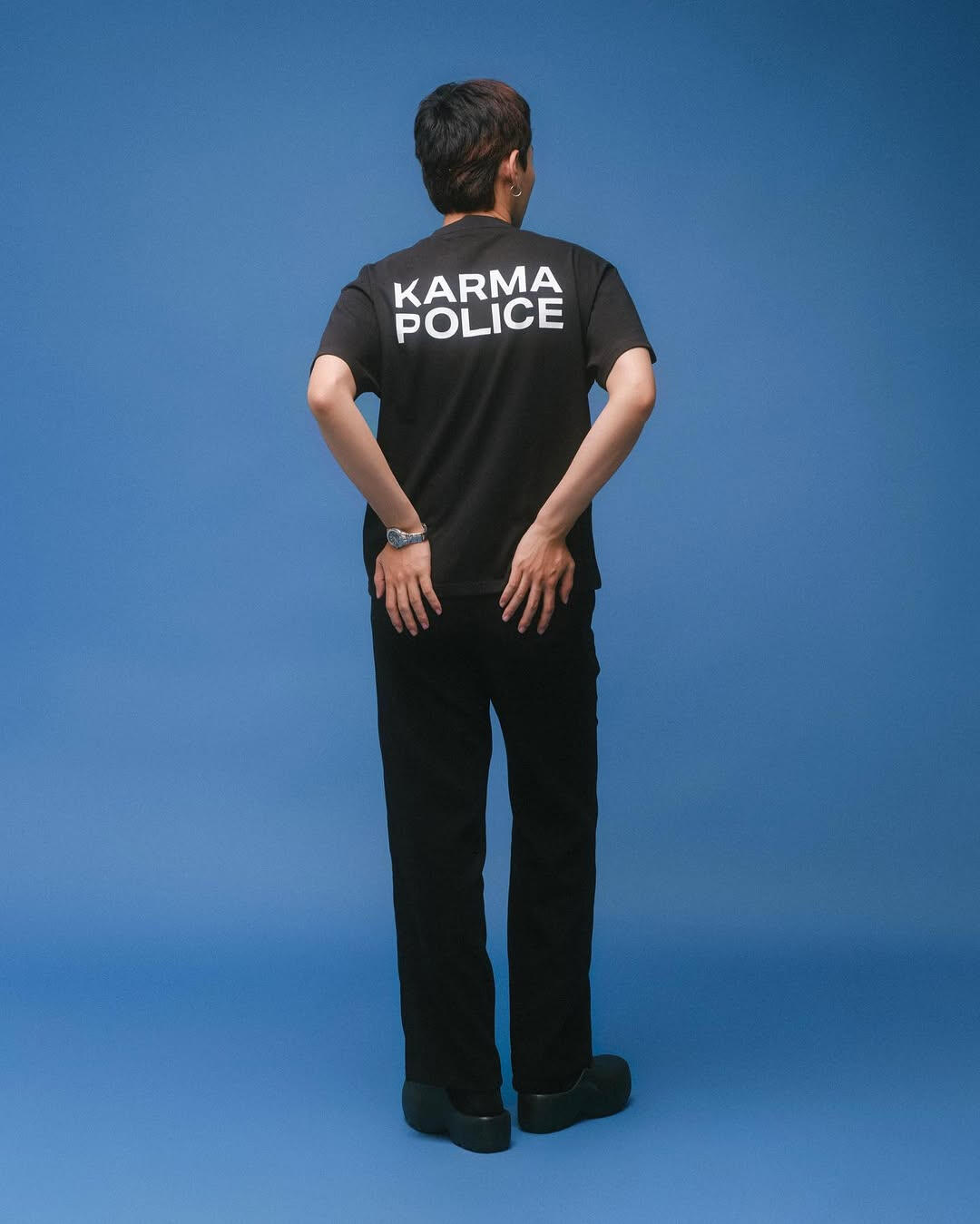 Rear View with Relaxed Pose - Shot by Dang Hoang An (@hoangan.raw)